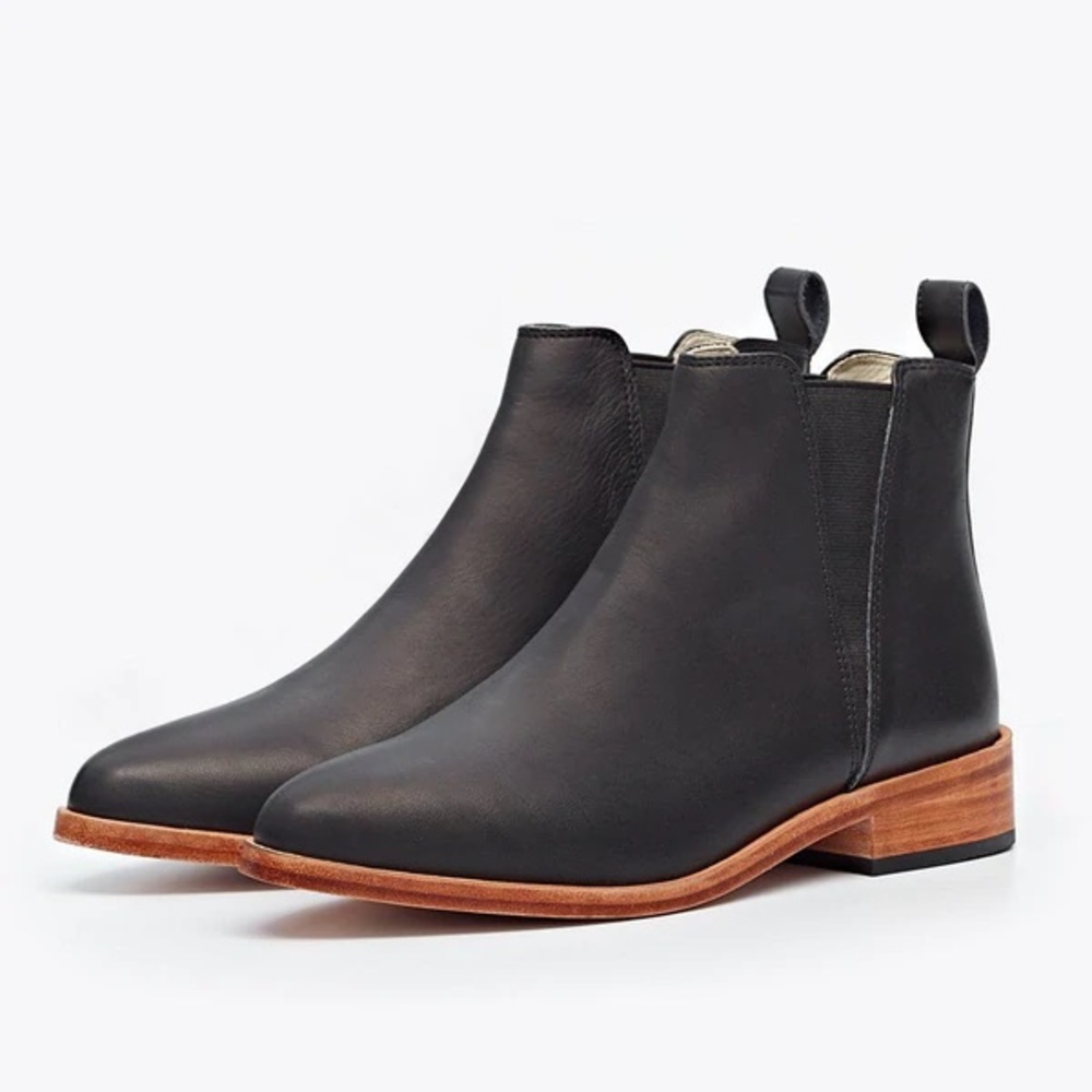 Nisolo Everyday Chelsea Boot - Black - 7.5